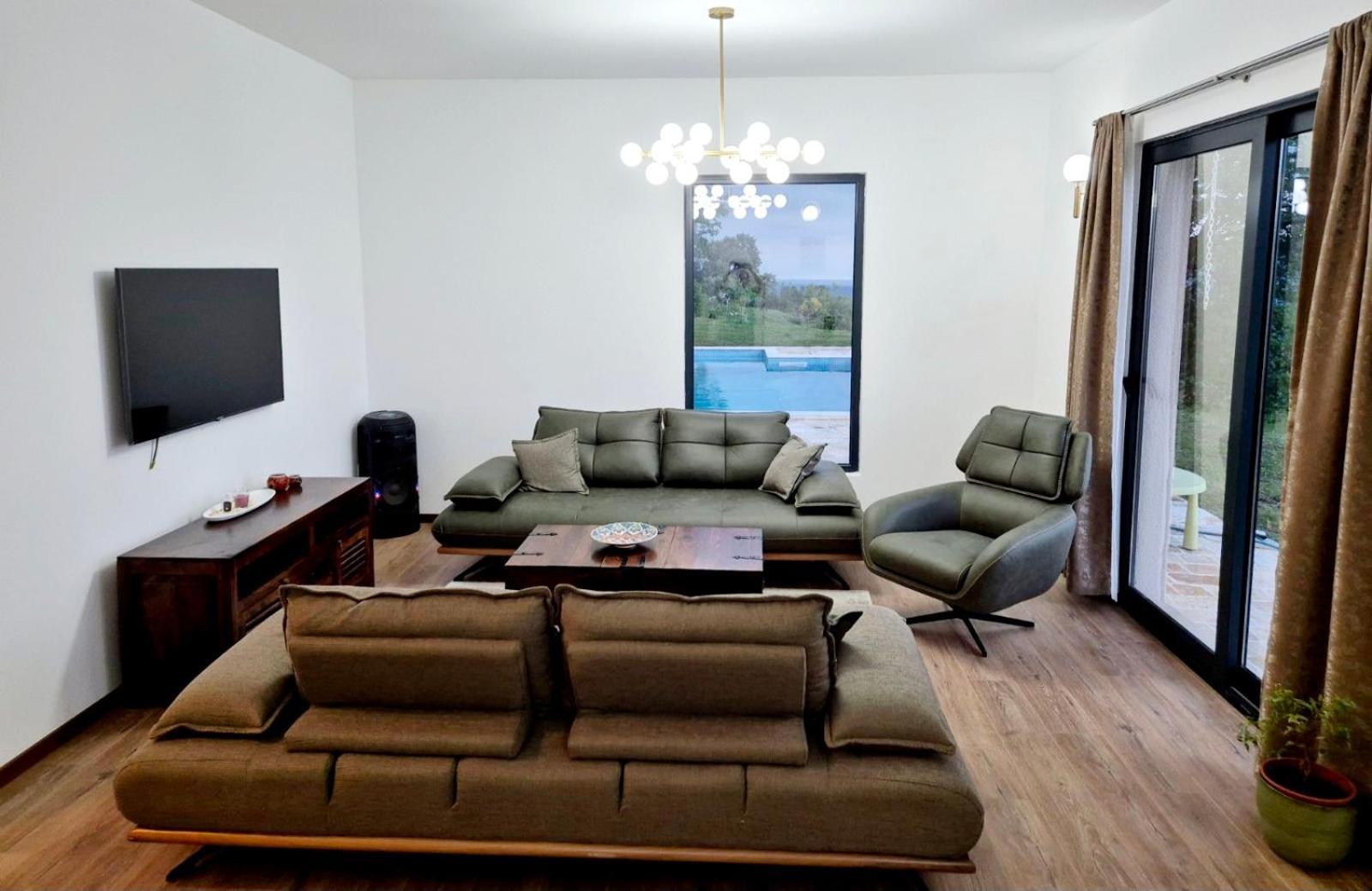 Country Home Dolac Bar Bagian luar foto